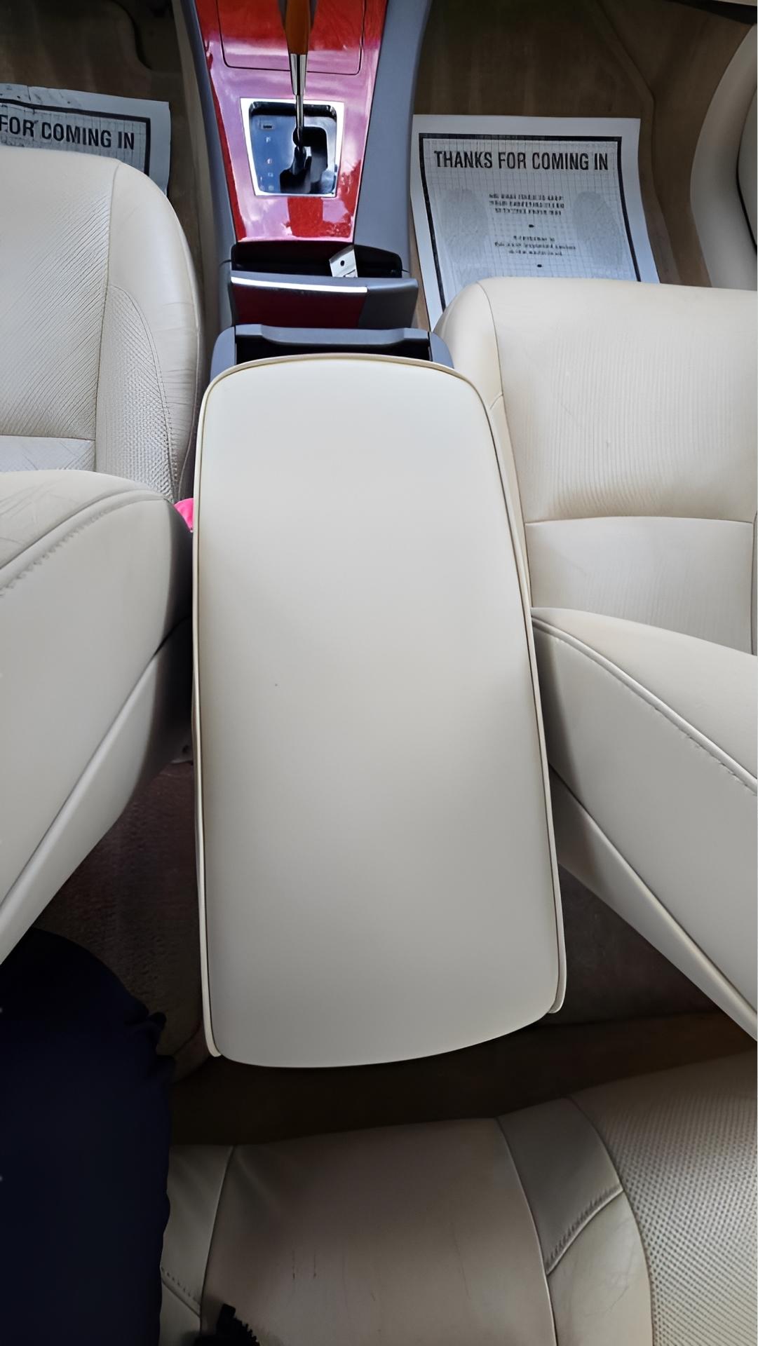 Lexus ES 350 Sedan 2011