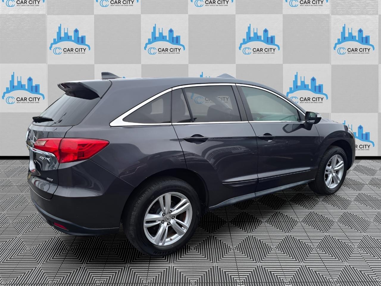 Acura RDX 6-Spd AT AWD 2013