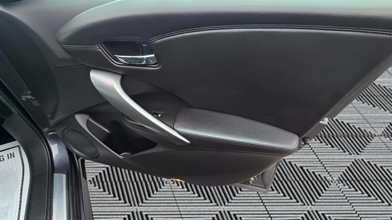 Acura RDX 6-Spd AT AWD 2013