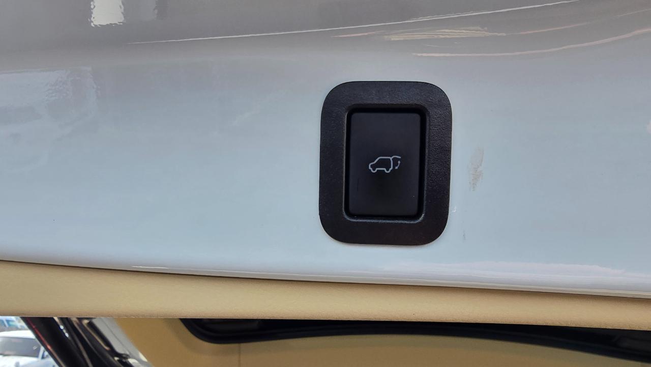 Toyota Highlander XLE Nav FWD V6 2018