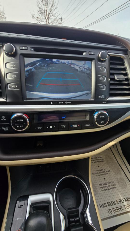 Toyota Highlander XLE Nav FWD V6 2018