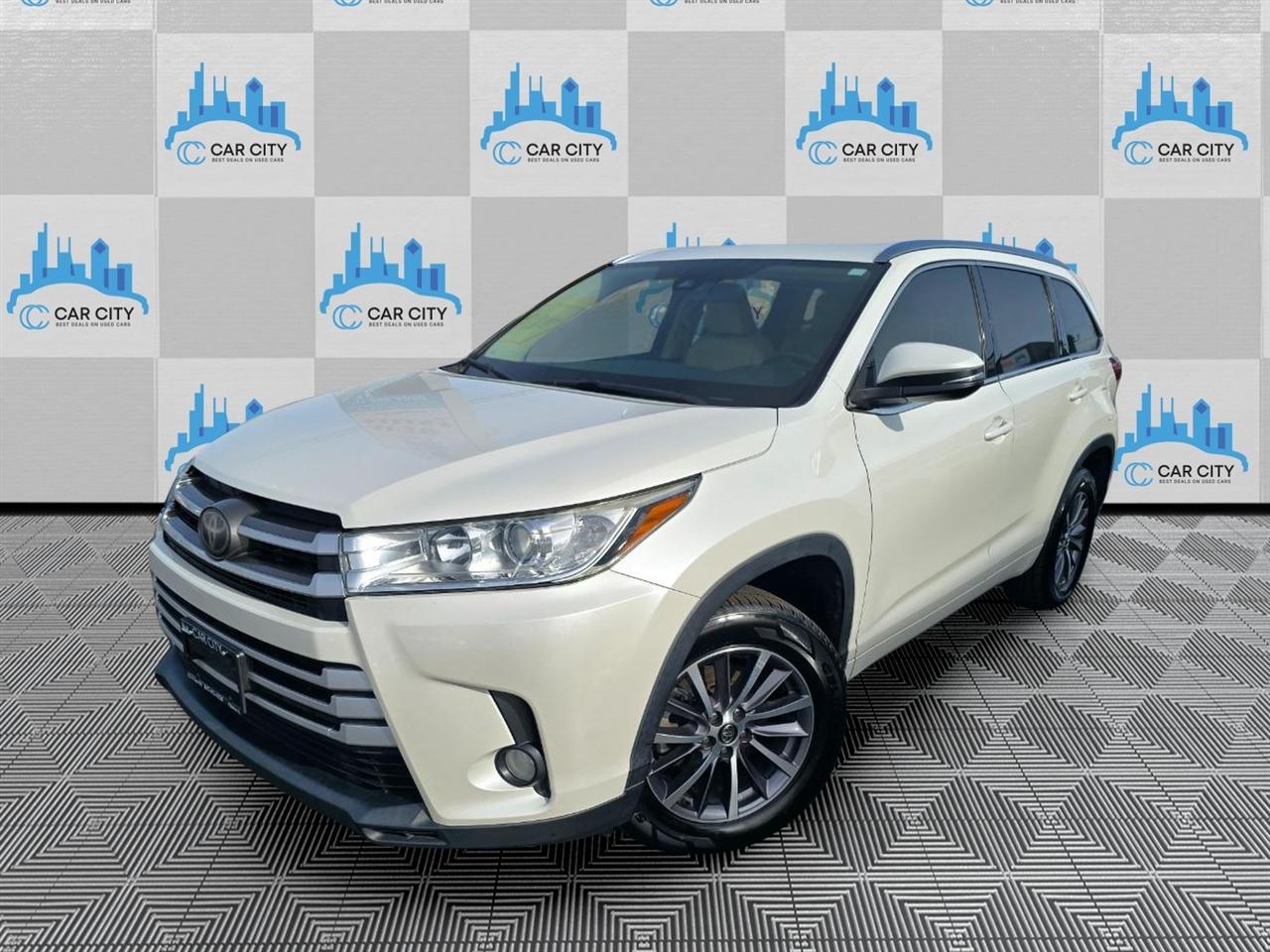 2018 Toyota Highlander XLE Nav FWD V6