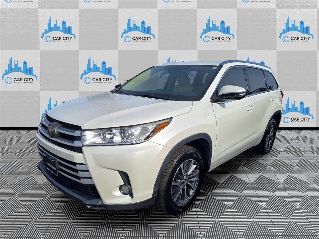 Toyota Highlander XLE Nav FWD V6 2018