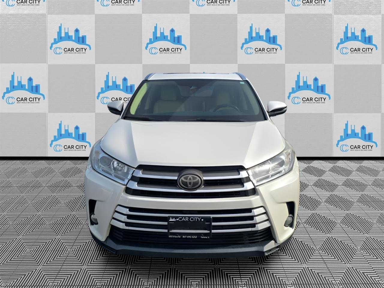 Toyota Highlander XLE Nav FWD V6 2018
