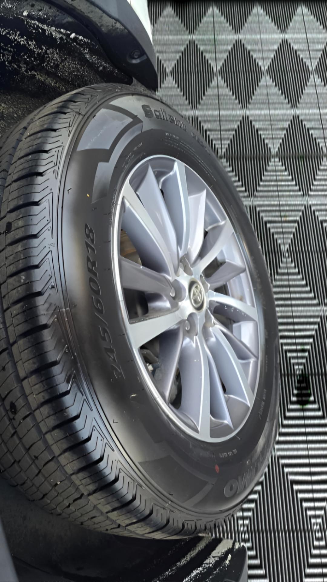 Toyota Highlander XLE Nav FWD V6 2018