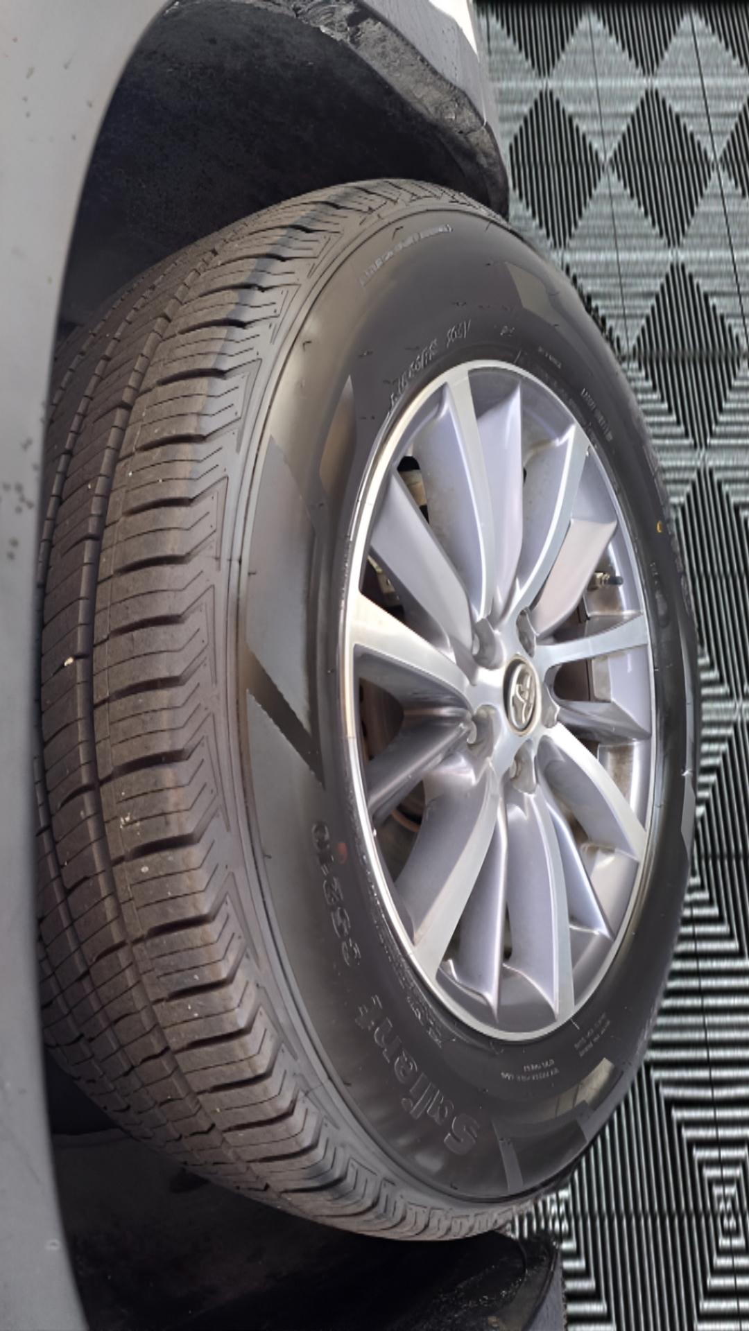 Toyota Highlander XLE Nav FWD V6 2018