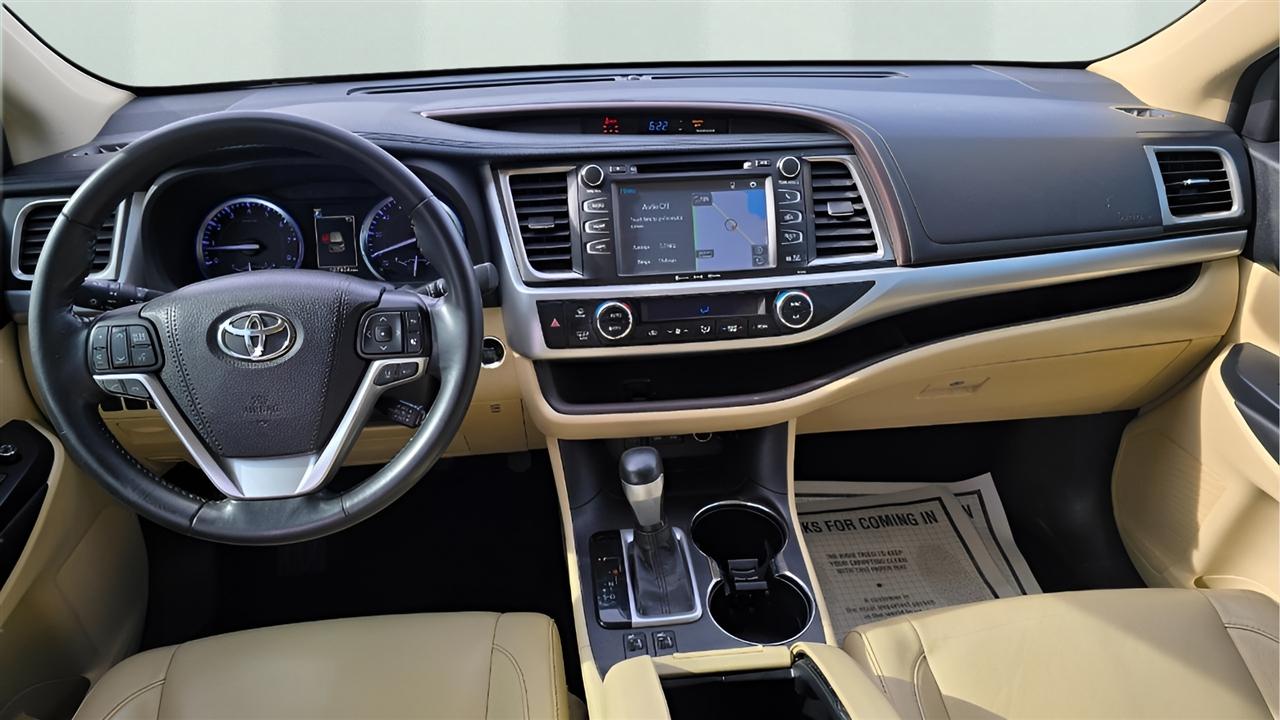 Toyota Highlander XLE Nav FWD V6 2018