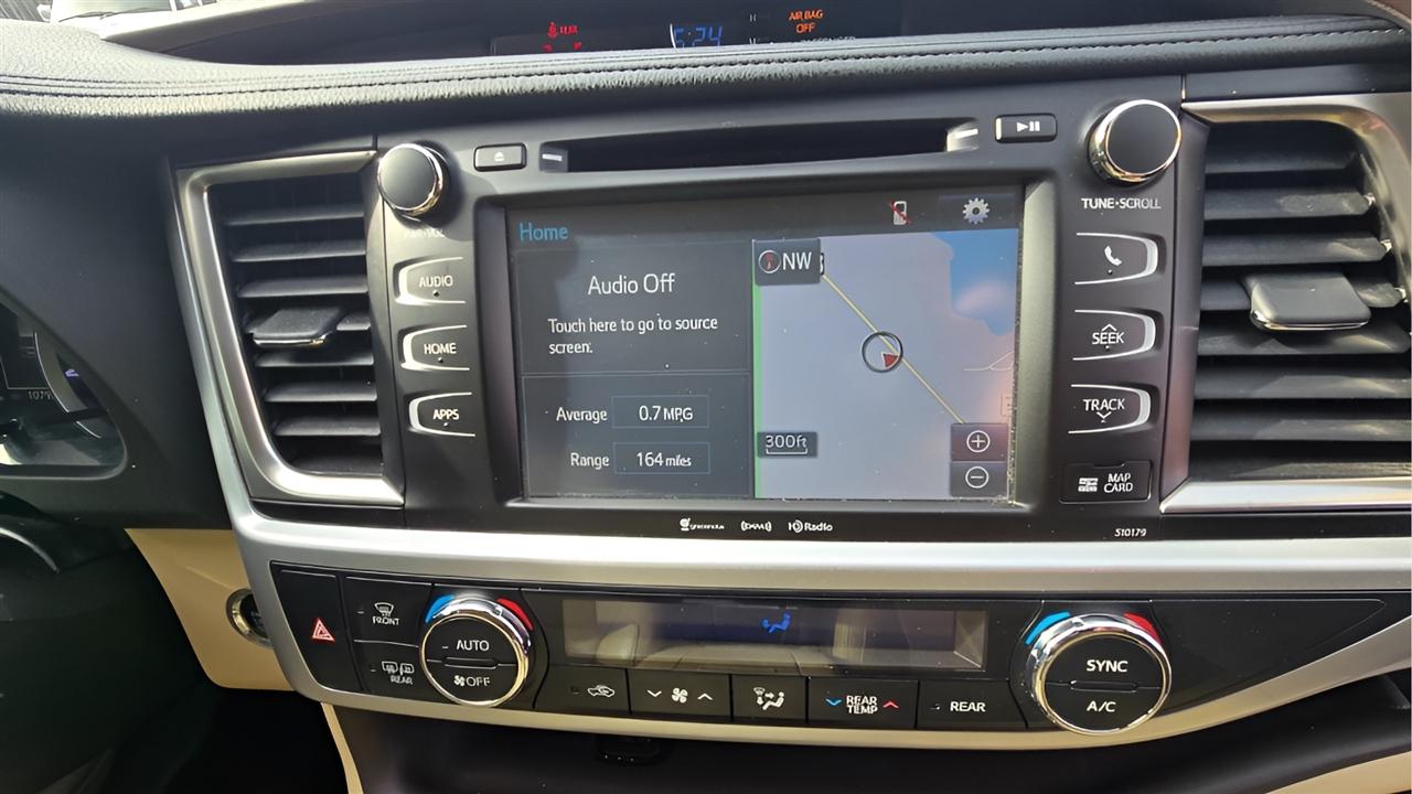 Toyota Highlander XLE Nav FWD V6 2018