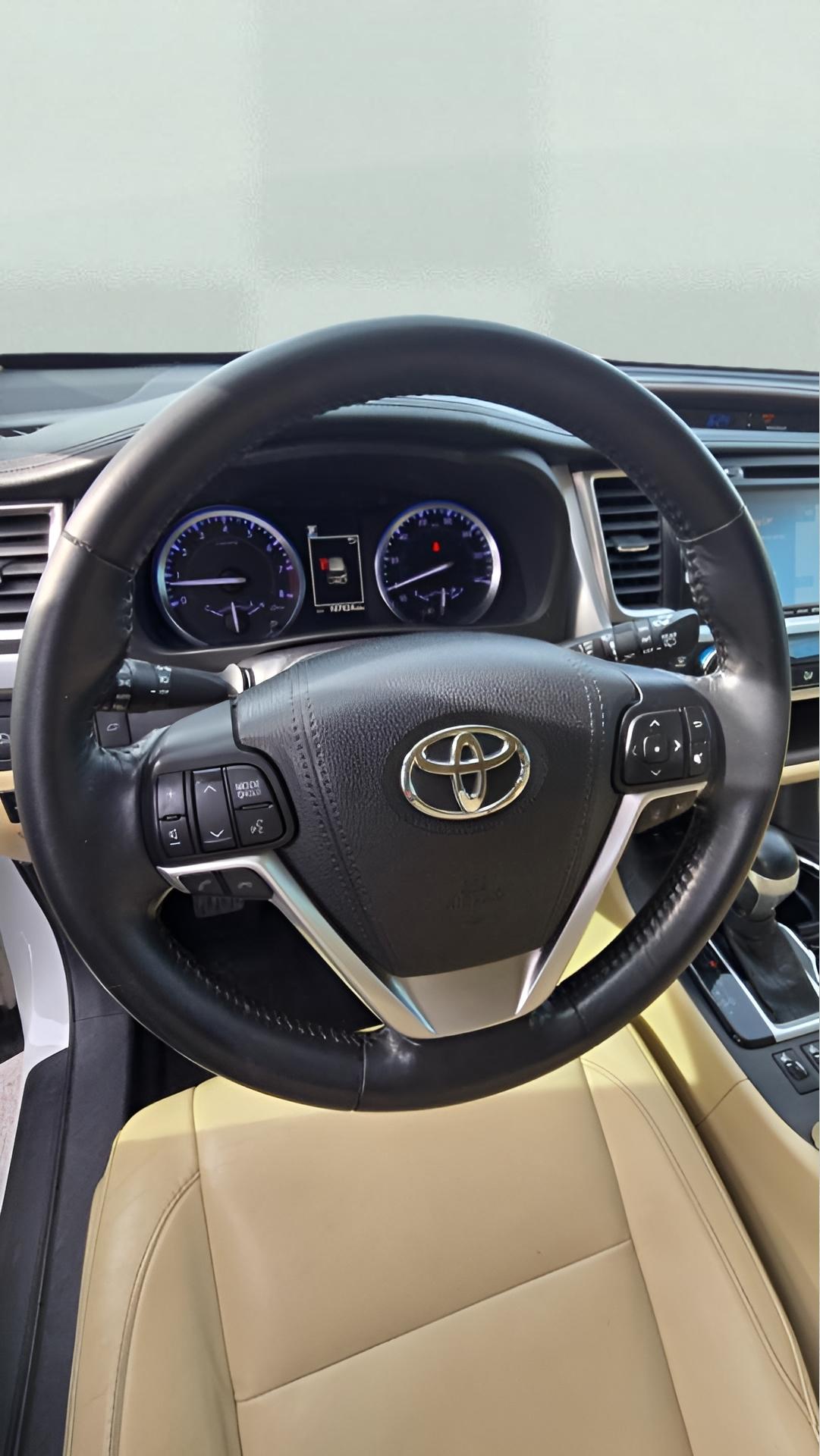 Toyota Highlander XLE Nav FWD V6 2018