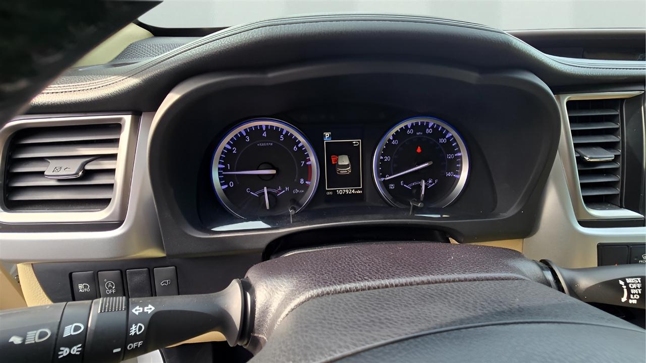 Toyota Highlander XLE Nav FWD V6 2018