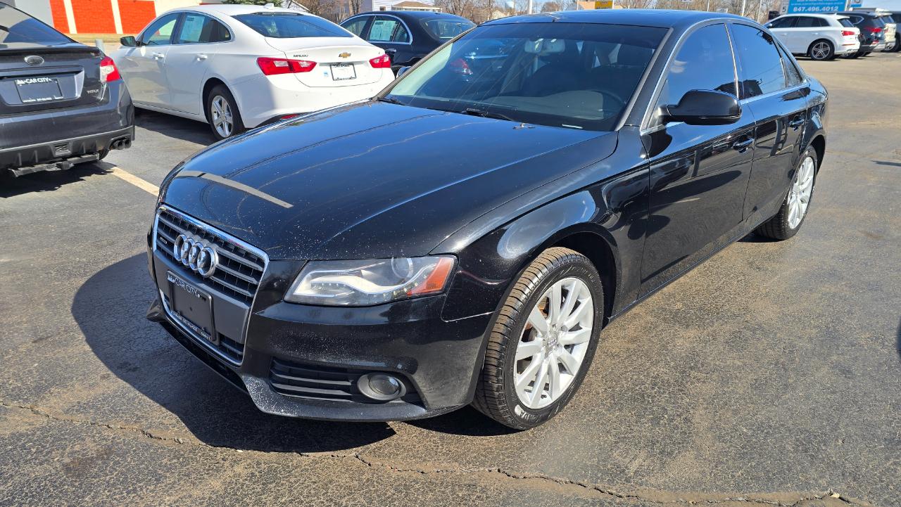 Audi A4 2.0T Sedan quattro Tiptronic 2011