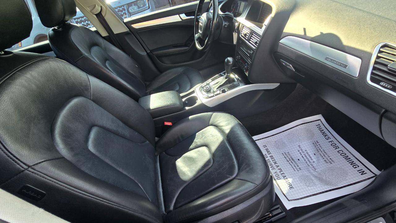 Audi A4 2.0T Sedan quattro Tiptronic 2011