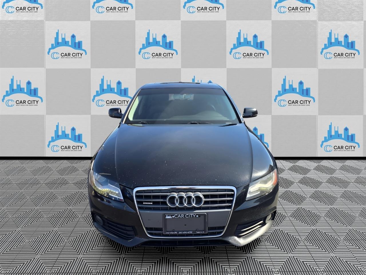 Audi A4 2.0T Sedan quattro Tiptronic 2011