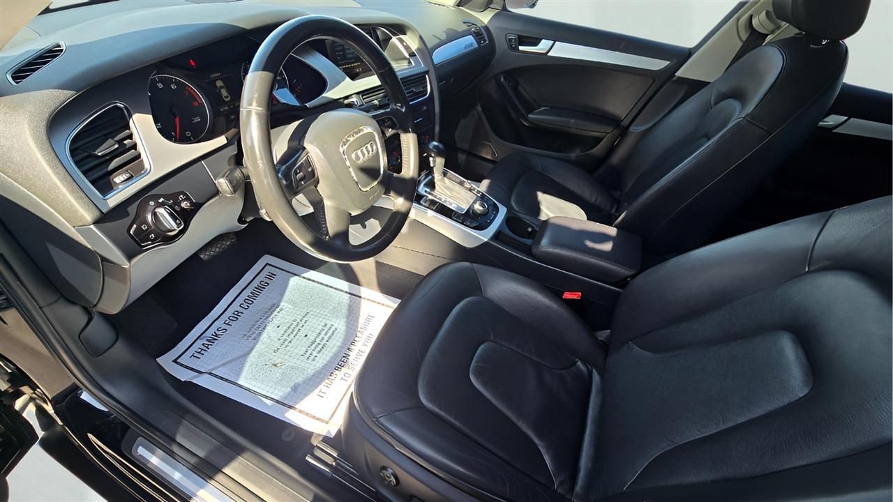 Audi A4 2.0T Sedan quattro Tiptronic 2011