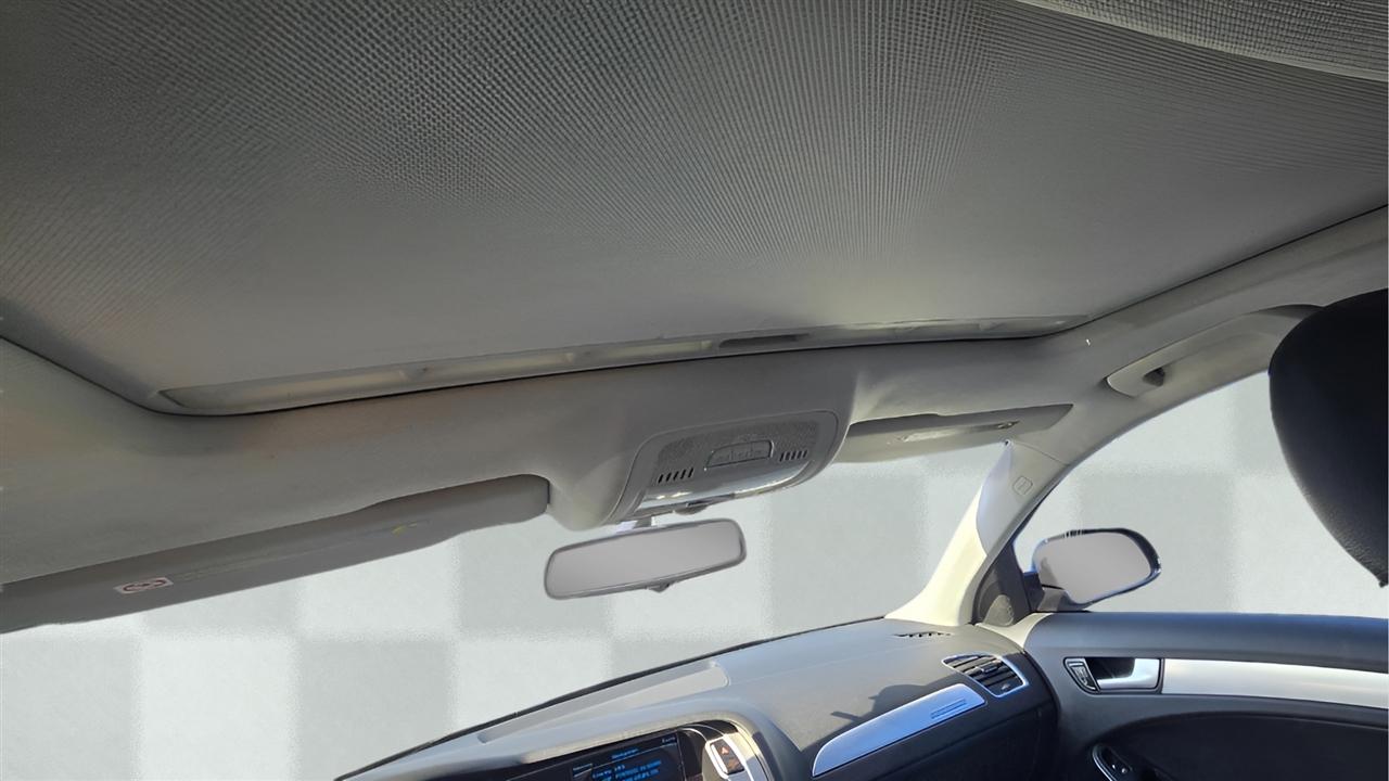 Audi A4 2.0T Sedan quattro Tiptronic 2011