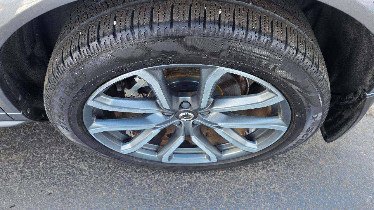 Volvo XC90 T6 Momentum AWD 2019