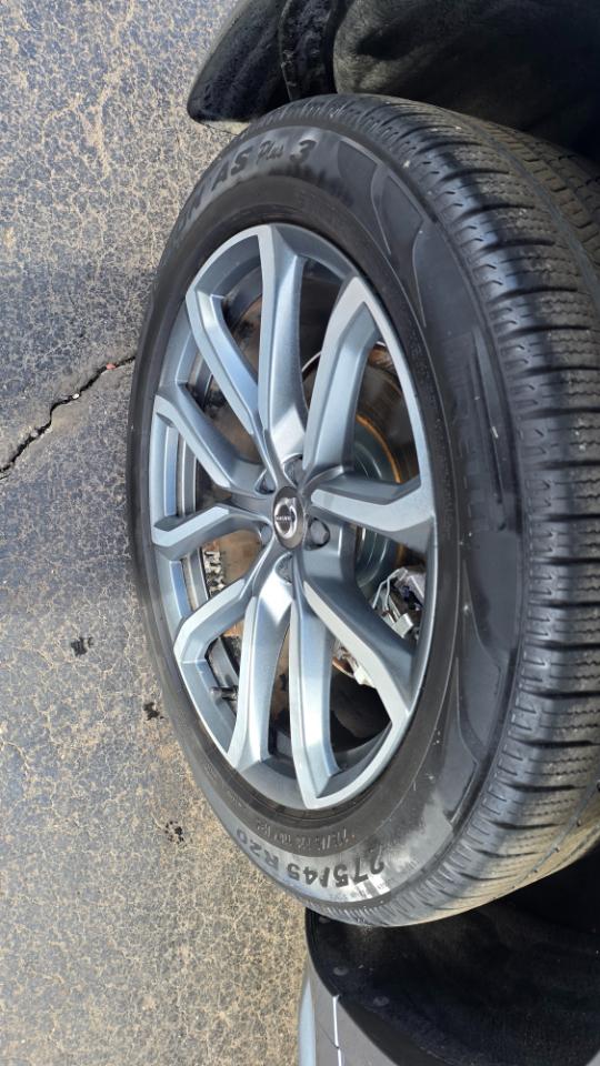 Volvo XC90 T6 Momentum AWD 2019