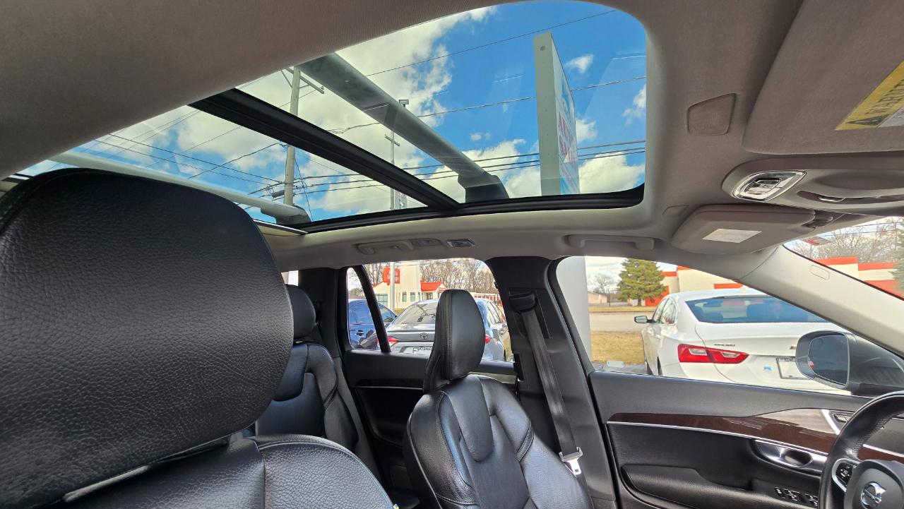 Volvo XC90 T6 Momentum AWD 2019