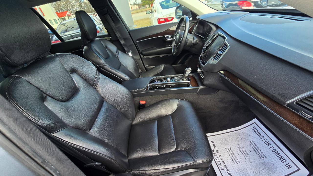 Volvo XC90 T6 Momentum AWD 2019