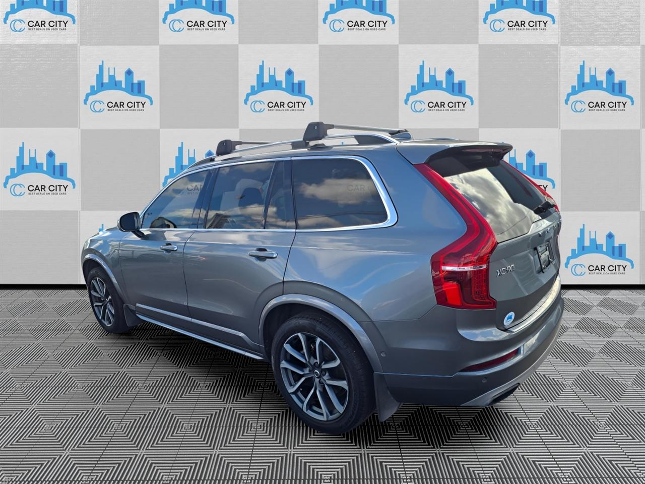 Volvo XC90 T6 Momentum AWD 2019