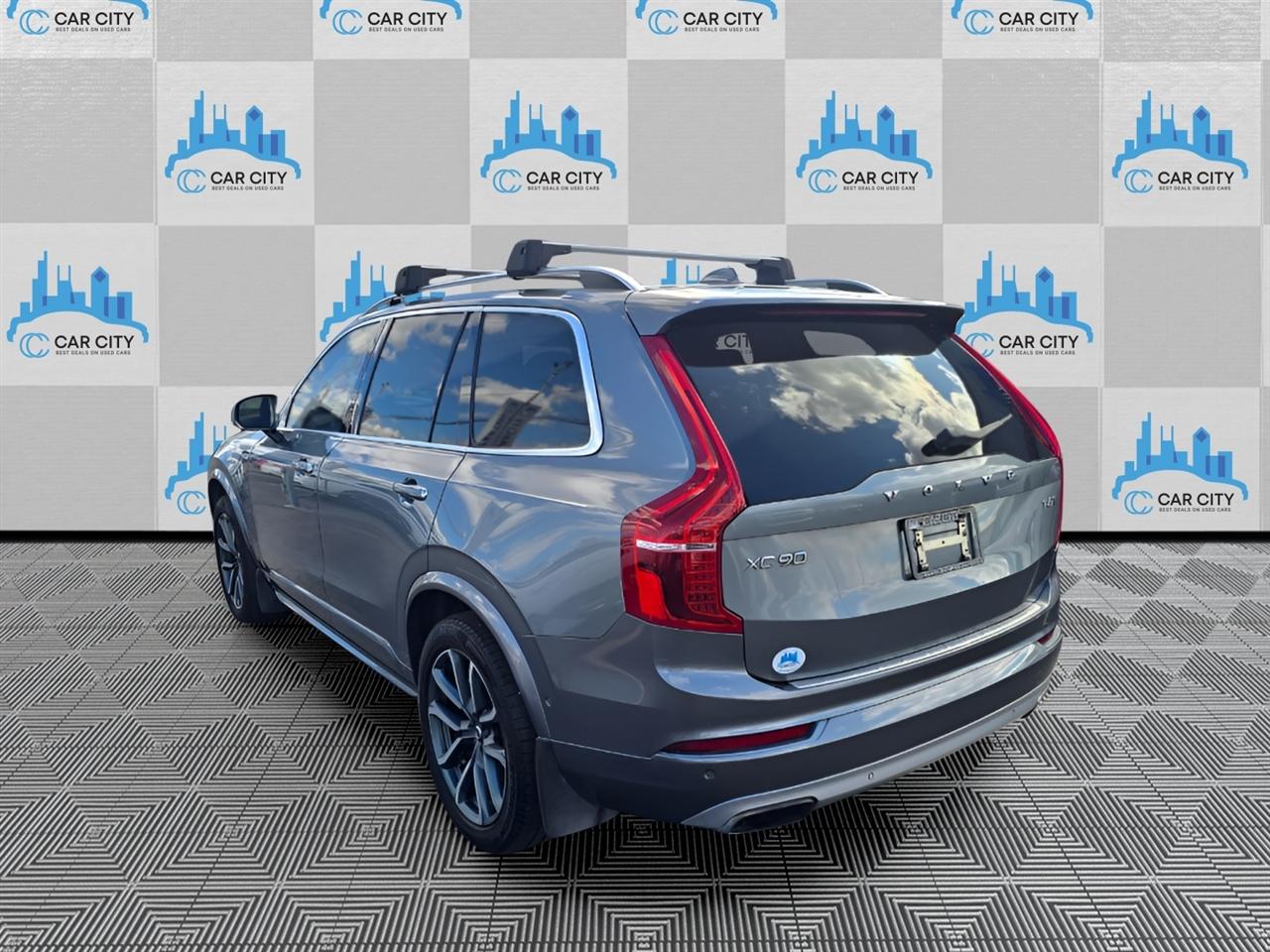 Volvo XC90 T6 Momentum AWD 2019