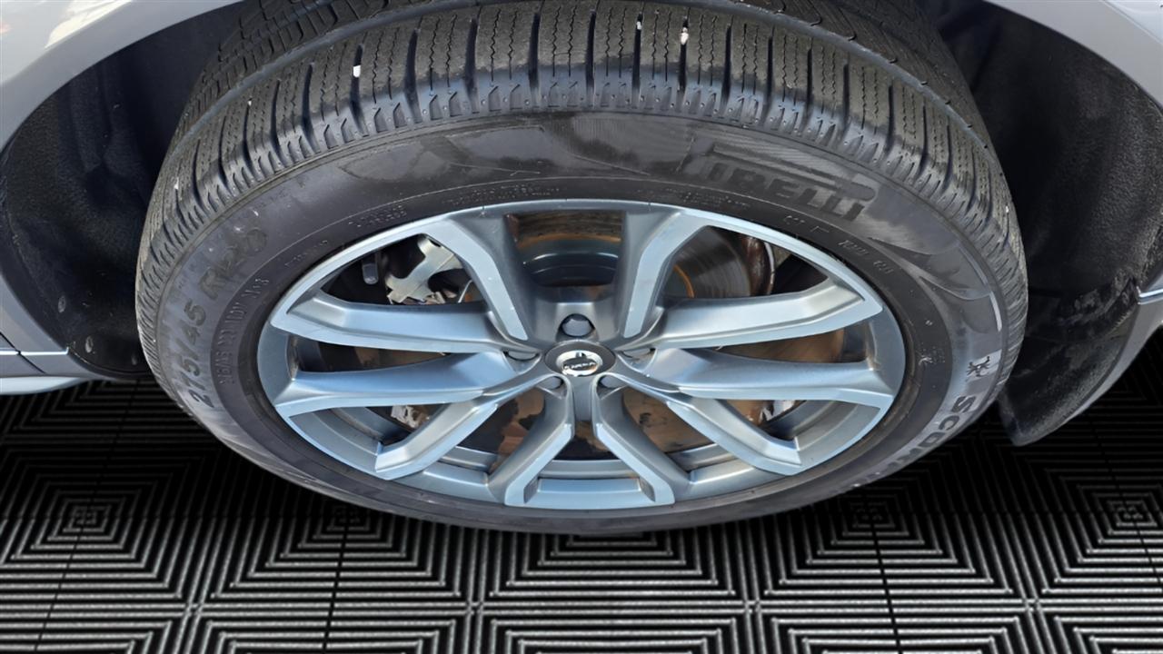 Volvo XC90 T6 Momentum AWD 2019