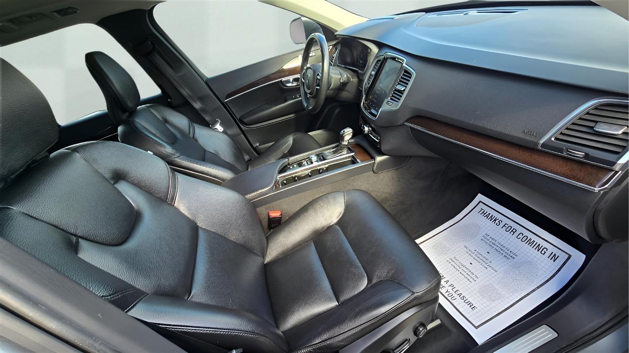 Volvo XC90 T6 Momentum AWD 2019