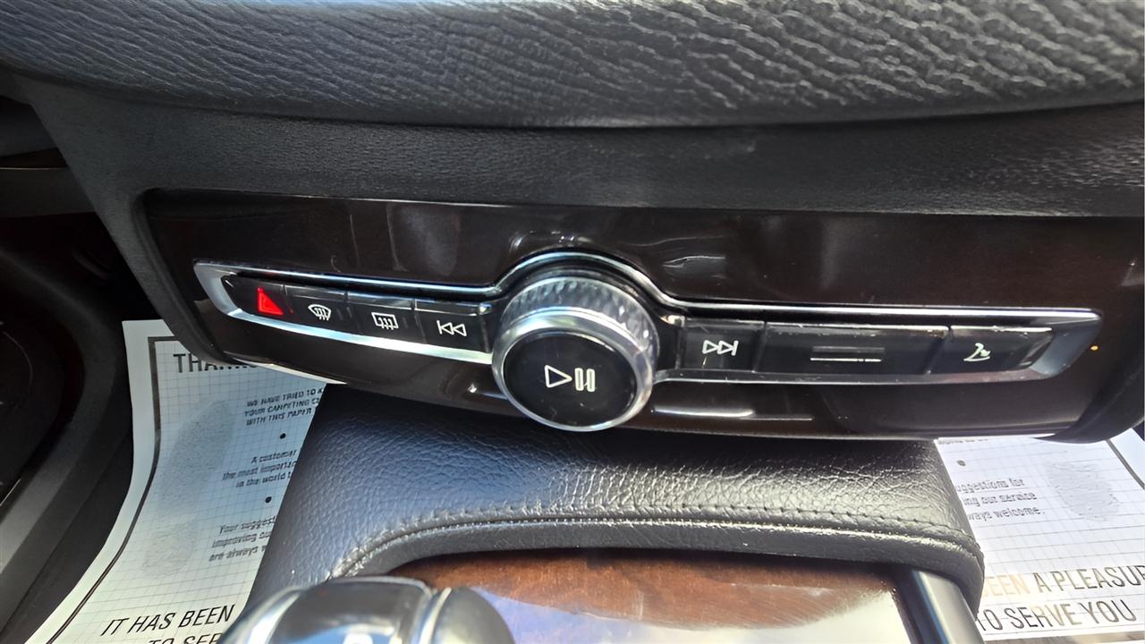 Volvo XC90 T6 Momentum AWD 2019