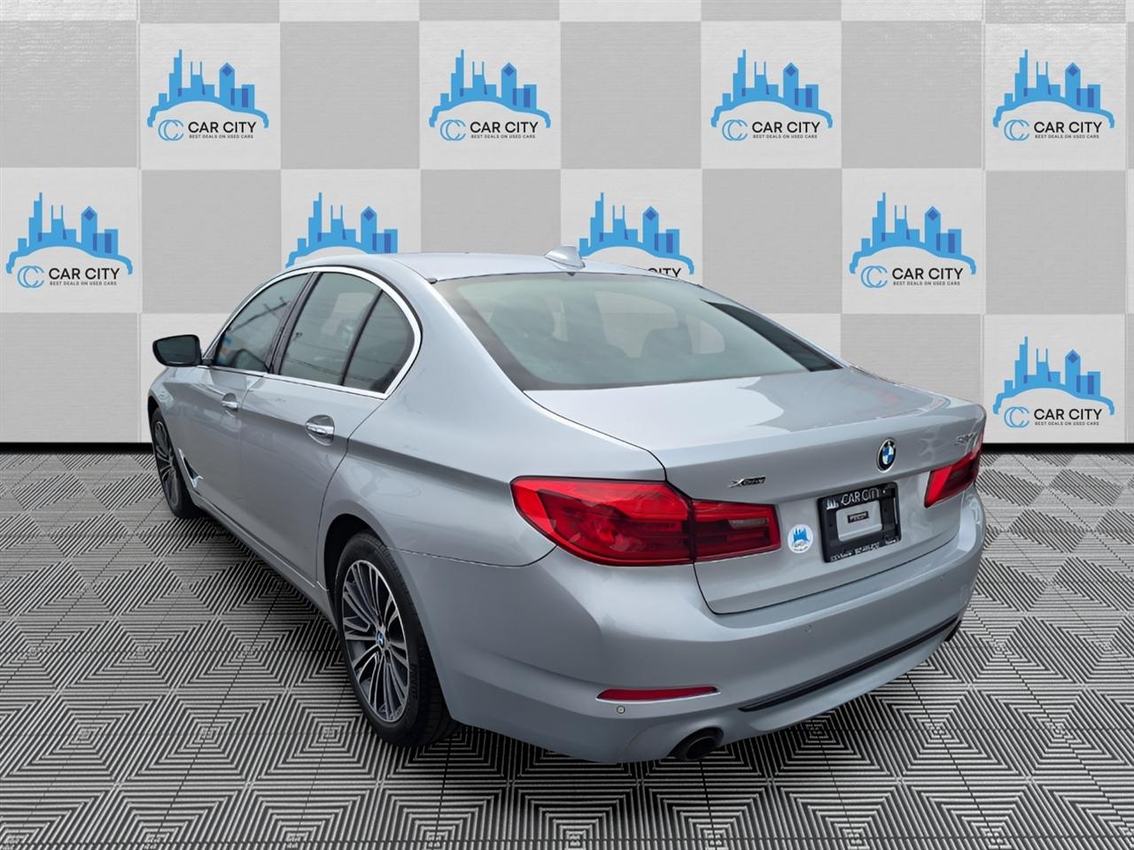 BMW 5-Series 530i xDrive 2018
