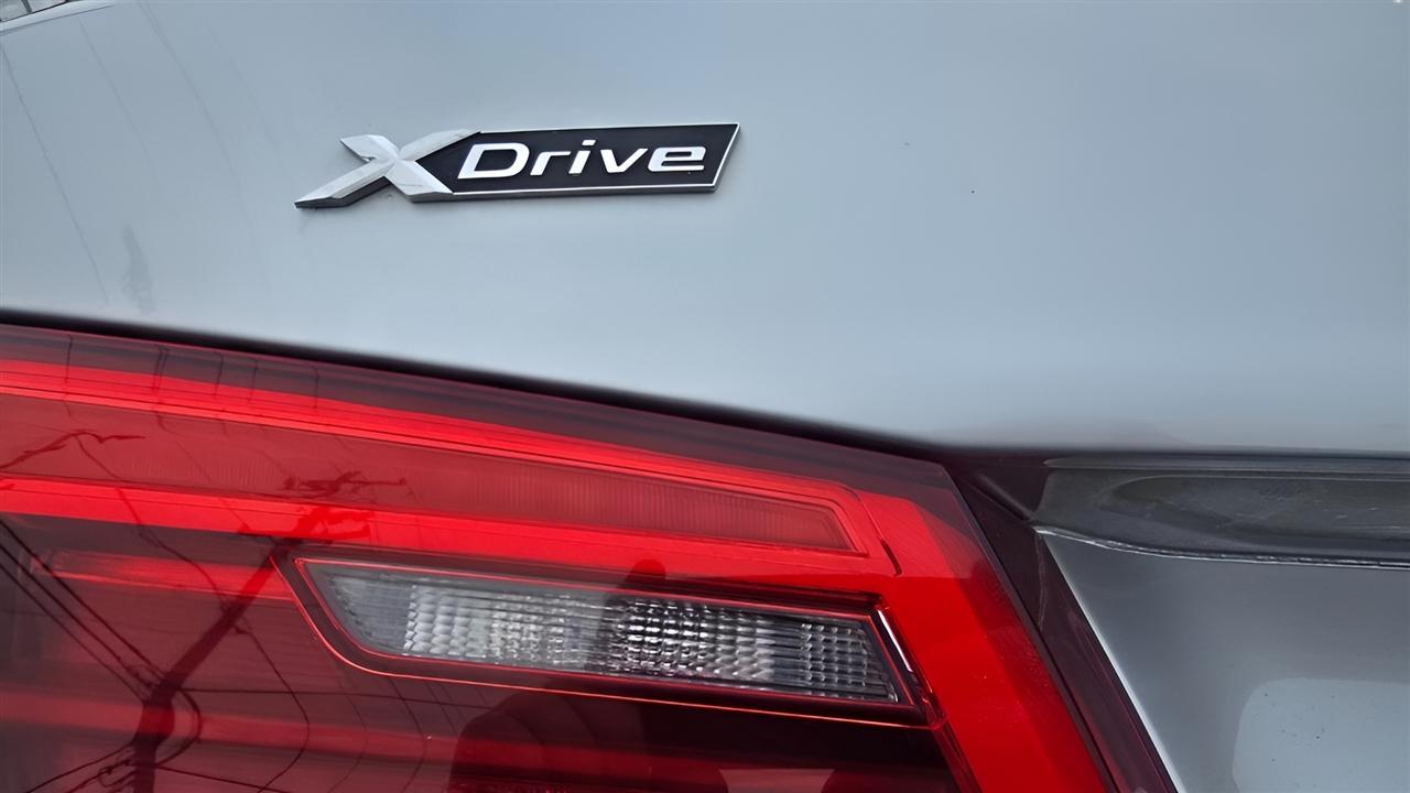 BMW 5-Series 530i xDrive 2018