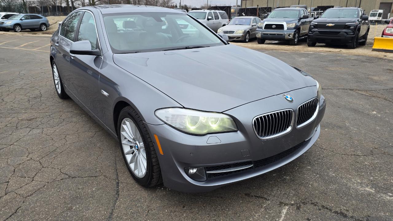 BMW 5-Series 535i xDrive 2013