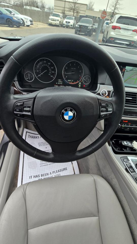 BMW 5-Series 535i xDrive 2013