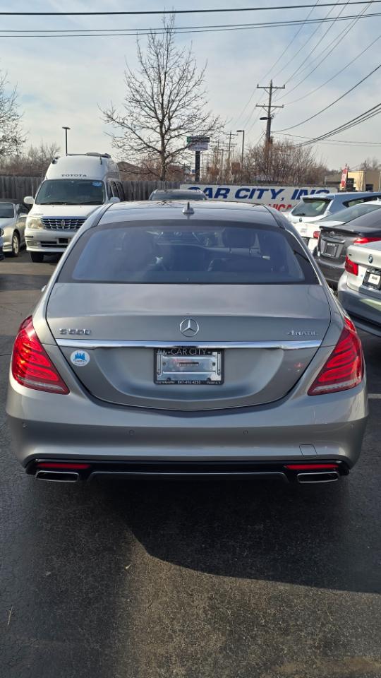 Mercedes-Benz S-Class S550 4MATIC 2015