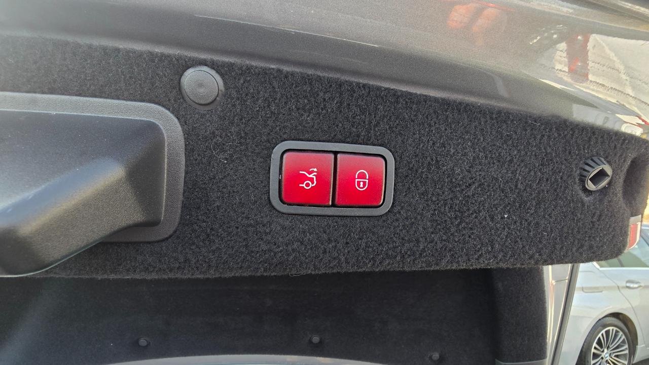 Mercedes-Benz S-Class S550 4MATIC 2015