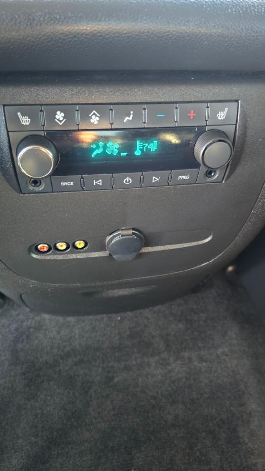 Chevrolet Tahoe LTZ 4WD 2013