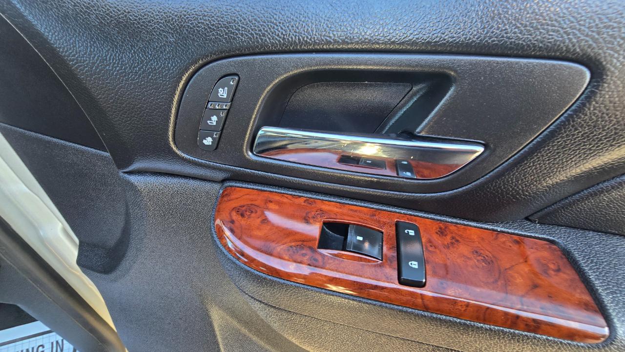 Chevrolet Tahoe LTZ 4WD 2013