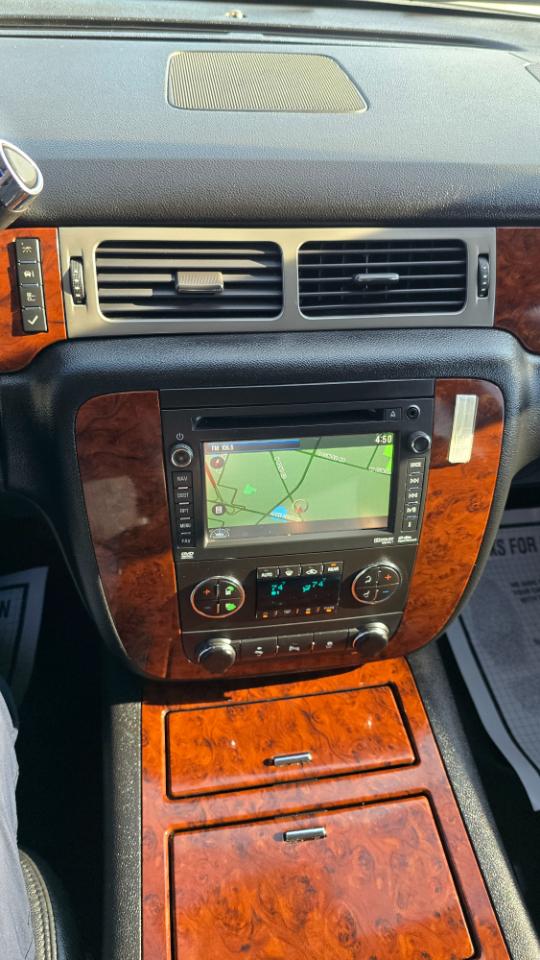 Chevrolet Tahoe LTZ 4WD 2013