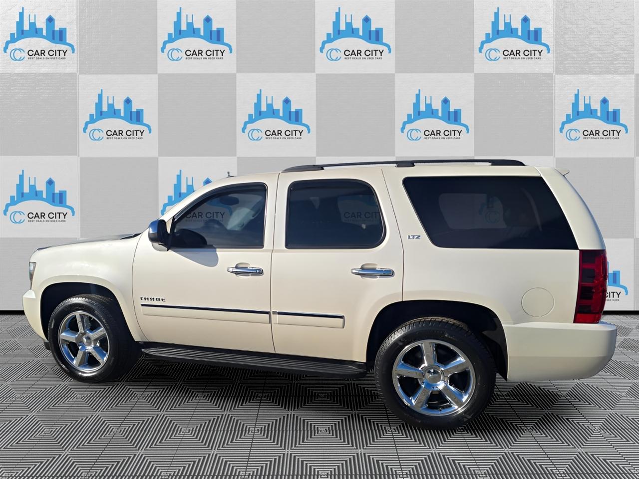 Chevrolet Tahoe LTZ 4WD 2013