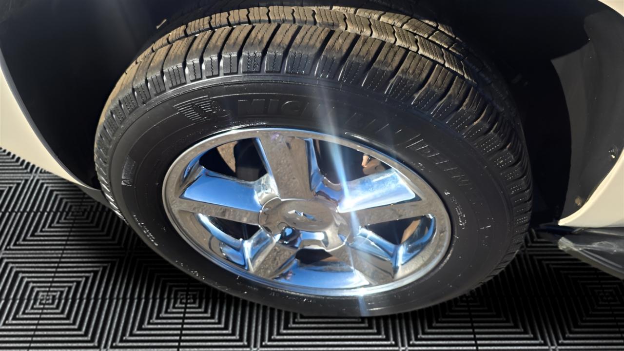 Chevrolet Tahoe LTZ 4WD 2013