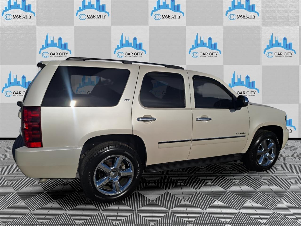 Chevrolet Tahoe LTZ 4WD 2013