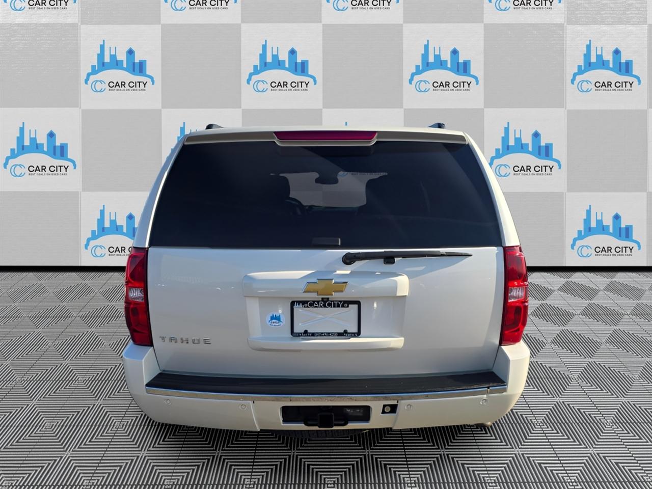 Chevrolet Tahoe LTZ 4WD 2013