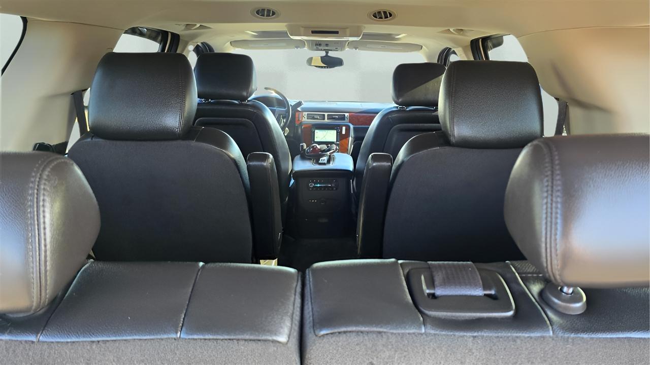 Chevrolet Tahoe LTZ 4WD 2013