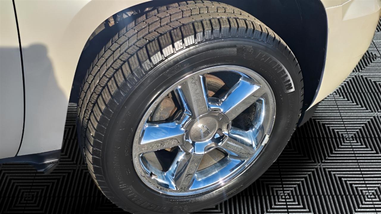 Chevrolet Tahoe LTZ 4WD 2013