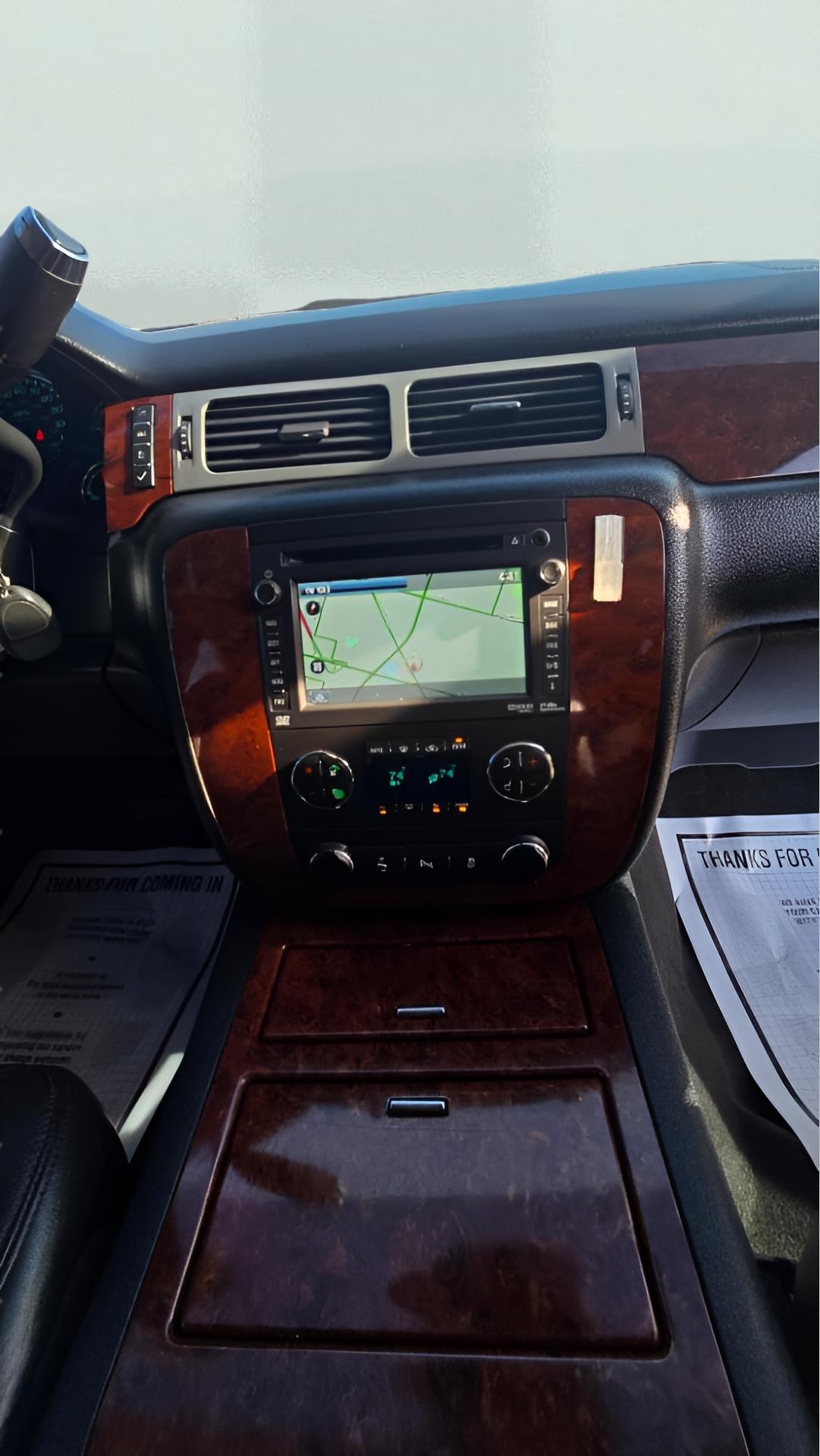 Chevrolet Tahoe LTZ 4WD 2013