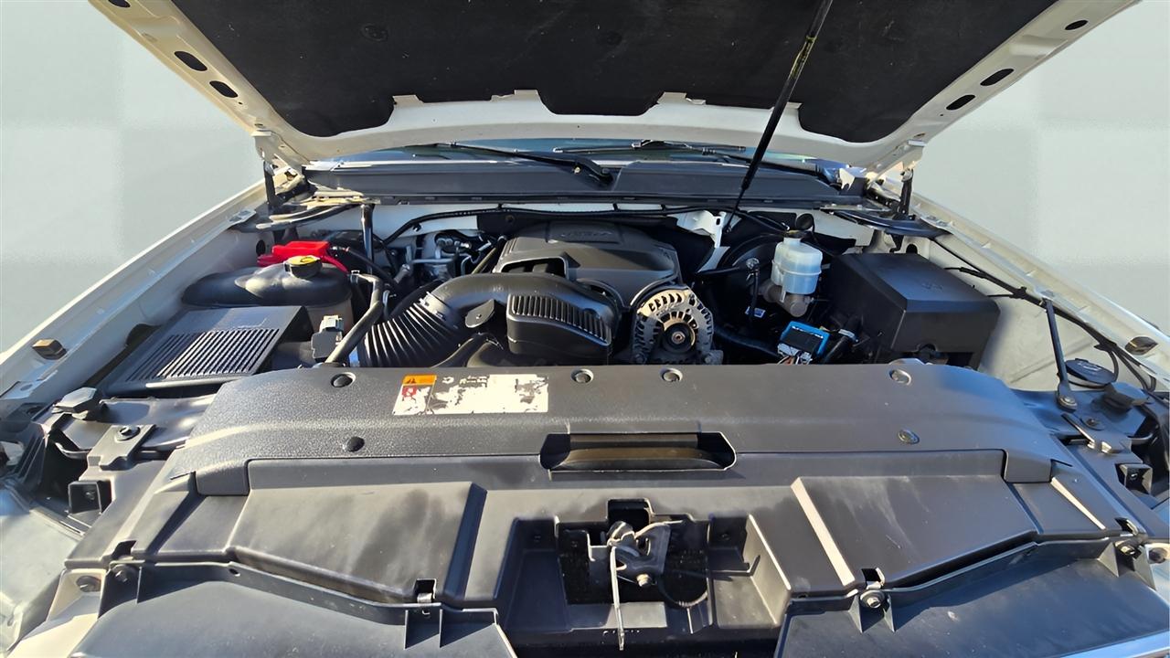 Chevrolet Tahoe LTZ 4WD 2013