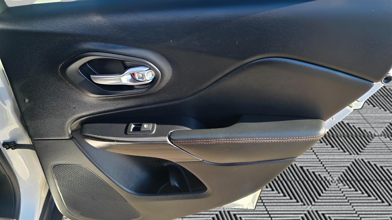 Jeep Cherokee Trailhawk 4WD 2017