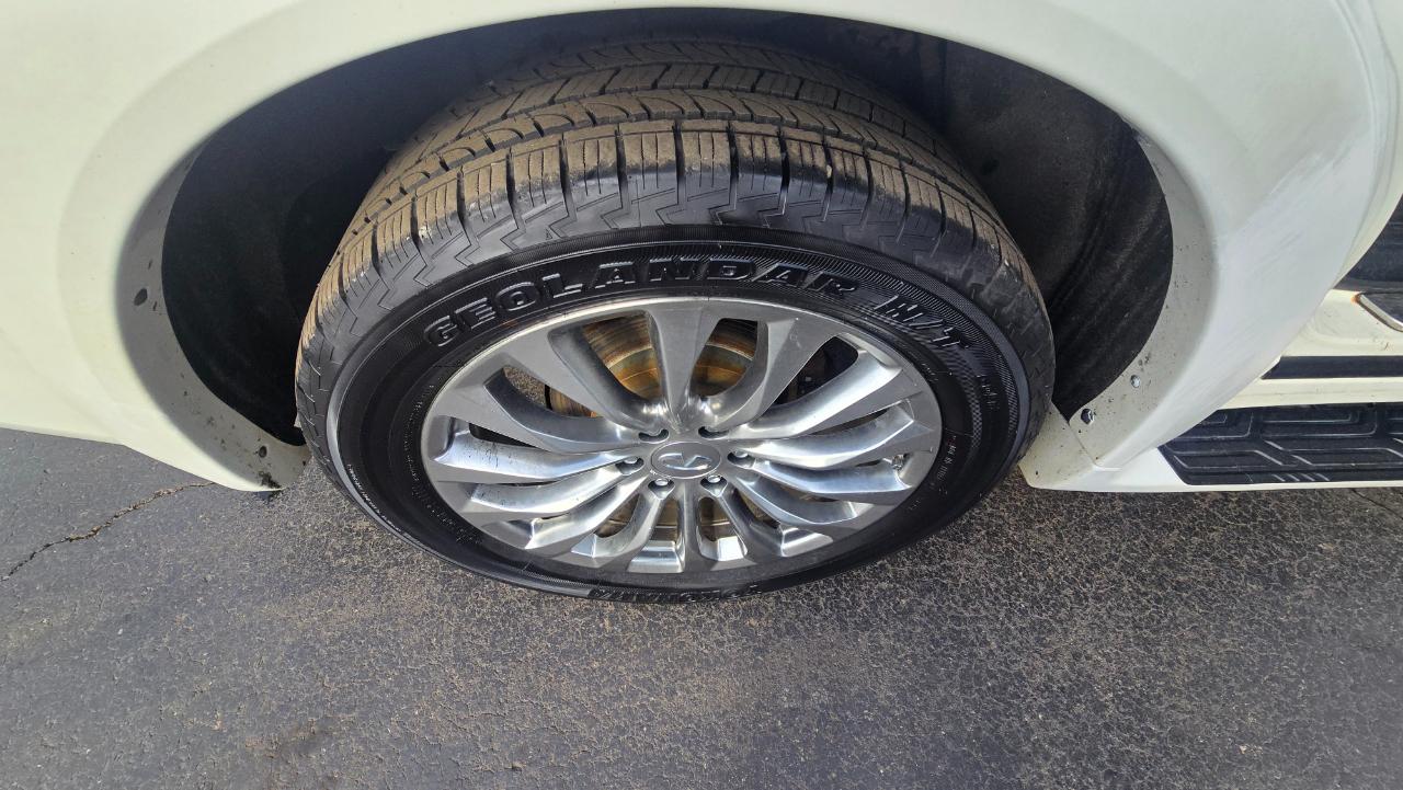 Infiniti QX80 4WD 2015