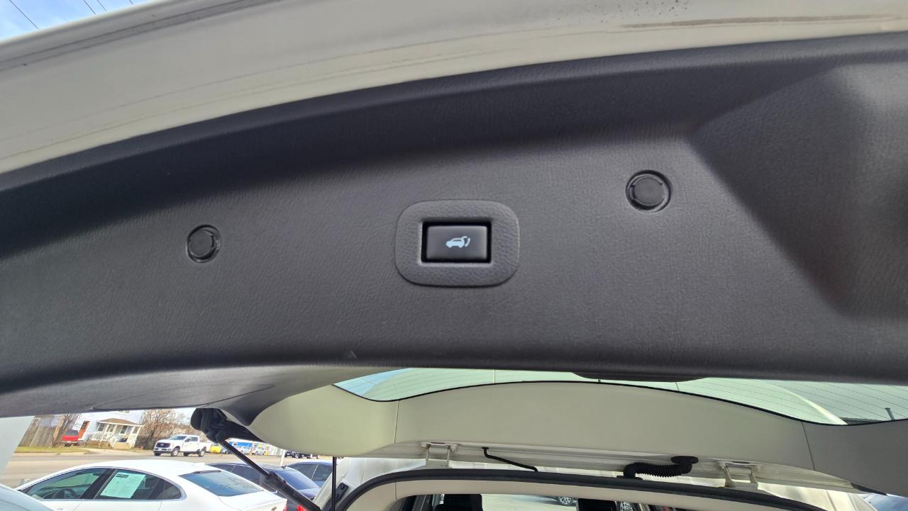 Infiniti QX80 4WD 2015