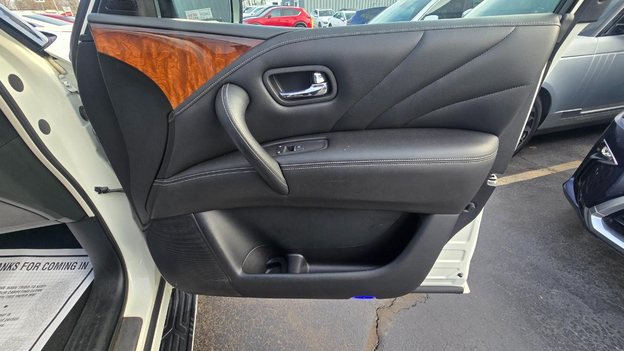 Infiniti QX80 4WD 2015