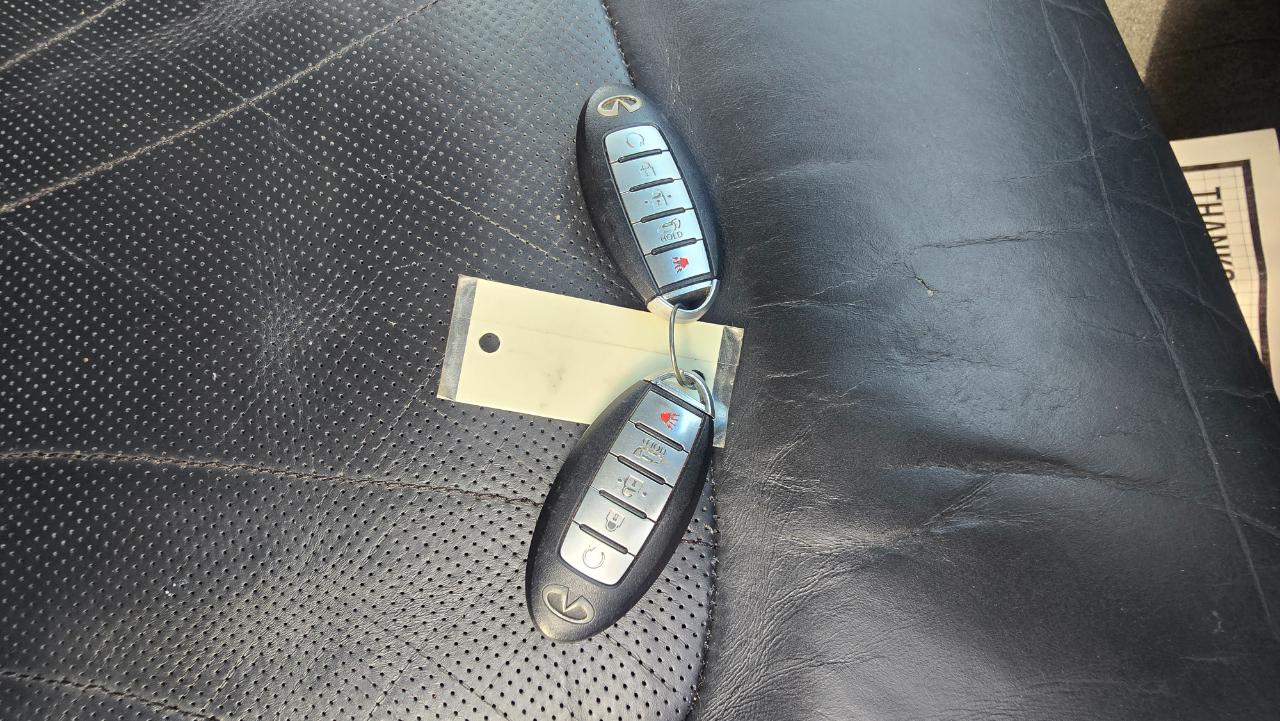 Infiniti QX80 4WD 2015